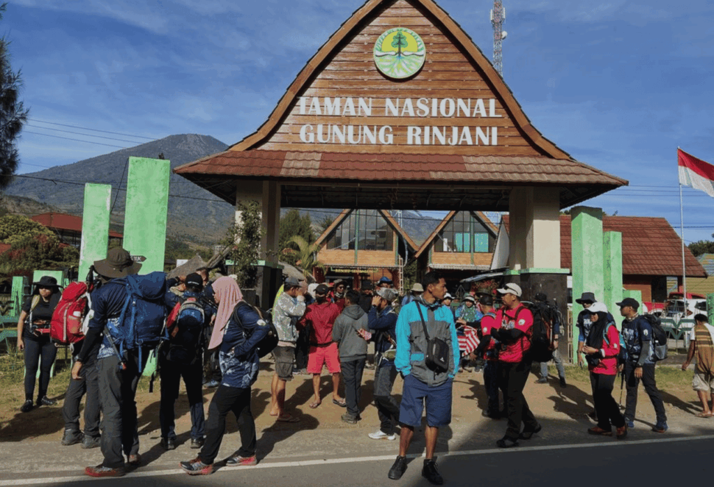 Dampak Edukasi terhadap Wisata dan Masyarakat Lokal